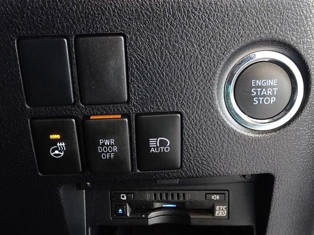 アルファード ３．５ＳＣ　衝突被害軽減システム　メモリーナビ　フルセグ　後席モニター　バックカメラ　ＥＴＣ　サンルーフ　両側電動スライド　フルエアロ　３列シート　ＬＥＤヘッドランプ　スマートキー　乗車定員７人（16枚目）