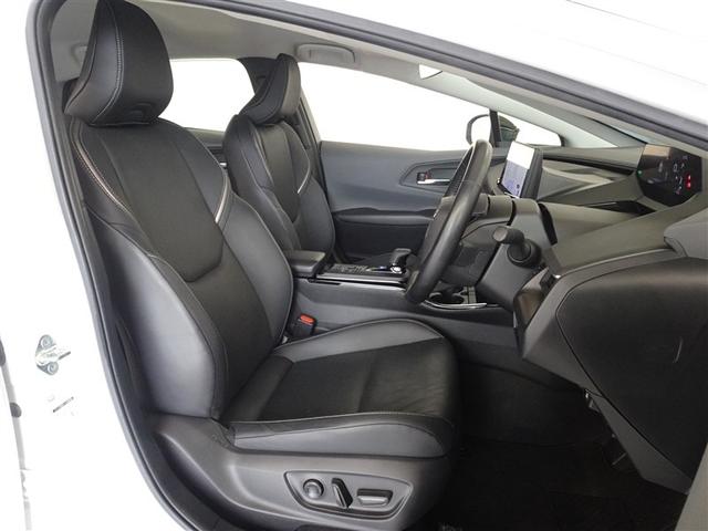 プリウス Ｚ　衝突被害軽減システム　メモリーナビ　フルセグ　バックカメラ　ＥＴＣ　ＬＥＤヘッドランプ　スマートキー（4枚目）