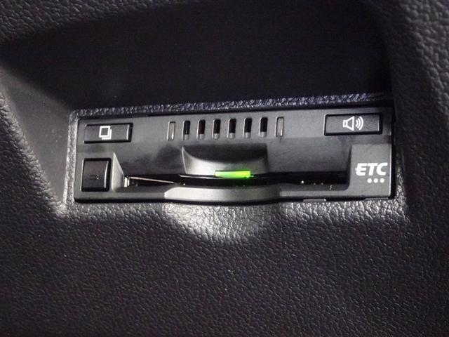 プリウス Ｓセーフティプラス　衝突被害軽減システム　メモリーナビ　フルセグ　バックカメラ　ＥＴＣ　ＬＥＤヘッドランプ　スマートキー（15枚目）