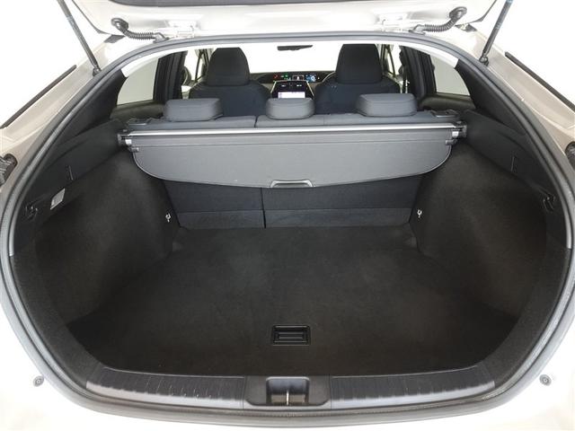 プリウス Ｓセーフティプラス　衝突被害軽減システム　メモリーナビ　フルセグ　バックカメラ　ＥＴＣ　ＬＥＤヘッドランプ　スマートキー（18枚目）