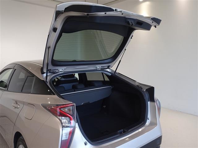 プリウス Ｓ　メモリーナビ　フルセグ　バックカメラ　ＥＴＣ　ＬＥＤヘッドランプ　スマートキー（18枚目）