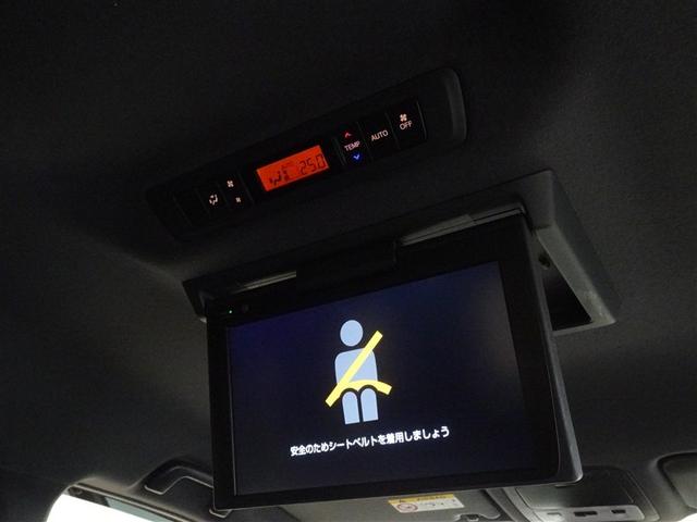 ヴォクシー ＺＳ　煌ＩＩＩ　衝突被害軽減システム　メモリーナビ　フルセグ　後席モニター　バックカメラ　ＥＴＣ　両側電動スライド　３列シート　ＬＥＤヘッドランプ　スマートキー　乗車定員７人（18枚目）