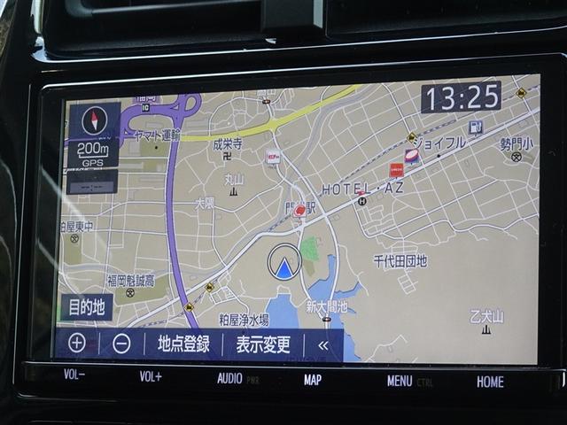 プリウス ＳセーフティプラスＩＩ　衝突被害軽減システム　メモリーナビ　フルセグ　バックカメラ　ＥＴＣ　ＬＥＤヘッドランプ　スマートキー（6枚目）