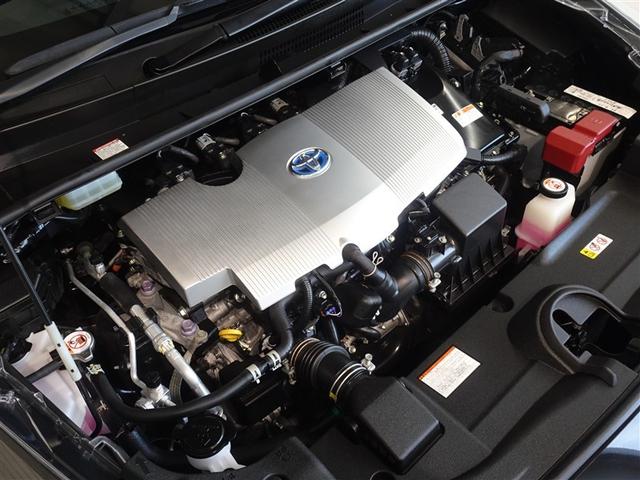 プリウス ＳセーフティプラスＩＩ　衝突被害軽減システム　メモリーナビ　フルセグ　バックカメラ　ＥＴＣ　ＬＥＤヘッドランプ　スマートキー（22枚目）