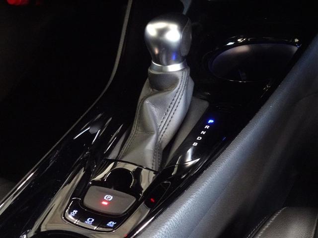 Ｃ－ＨＲ Ｇ　モード　ネロ　セーフティプラス　衝突被害軽減システム　メモリーナビ　フルセグ　バックカメラ　ＥＴＣ　ＬＥＤヘッドランプ　スマートキー（14枚目）