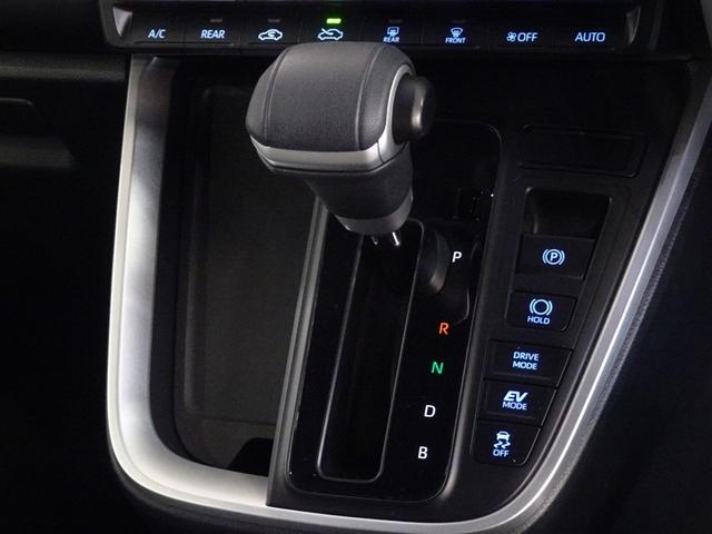 ノア ハイブリッドＳ－Ｇ　衝突被害軽減システム　メモリーナビ　フルセグ　後席モニター　バックカメラ　ＥＴＣ　３列シート　ＬＥＤヘッドランプ　スマートキー　乗車定員７人（14枚目）