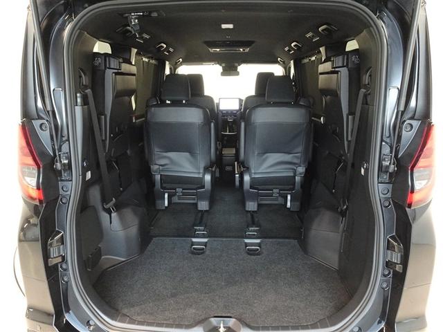 ノア ハイブリッドＳ－Ｇ　衝突被害軽減システム　メモリーナビ　フルセグ　後席モニター　バックカメラ　ＥＴＣ　３列シート　ＬＥＤヘッドランプ　スマートキー　乗車定員７人（22枚目）