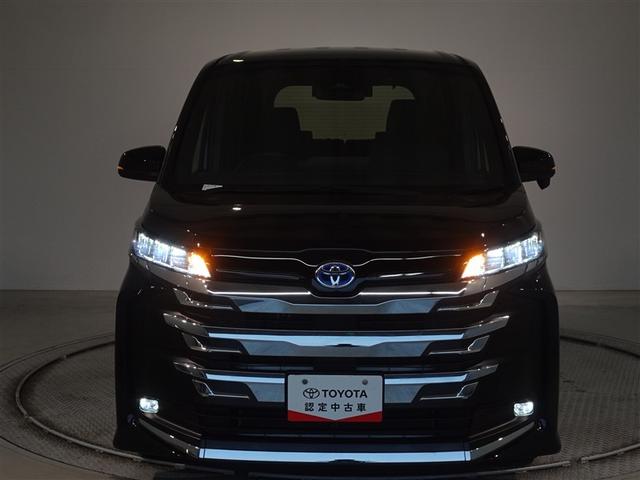 ノア ハイブリッドＳ－Ｇ　衝突被害軽減システム　メモリーナビ　フルセグ　後席モニター　バックカメラ　ＥＴＣ　３列シート　ＬＥＤヘッドランプ　スマートキー　乗車定員７人（27枚目）