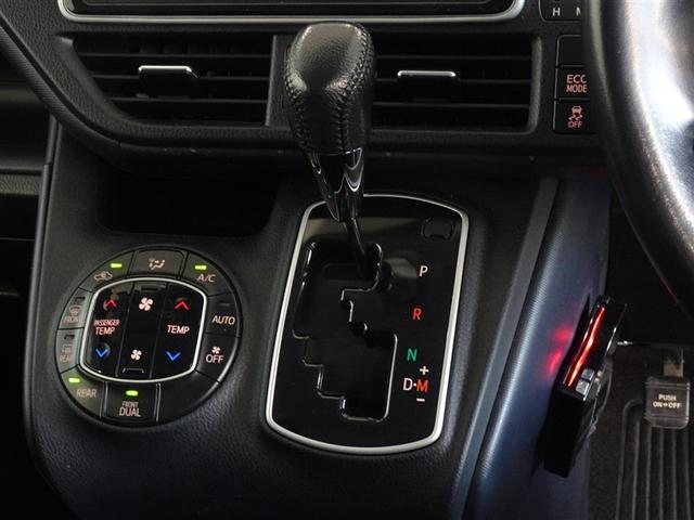 ヴォクシー ＺＳ　メモリーナビ　フルセグ　バックカメラ　ＥＴＣ　３列シート　ＬＥＤヘッドランプ　スマートキー　乗車定員７人（11枚目）