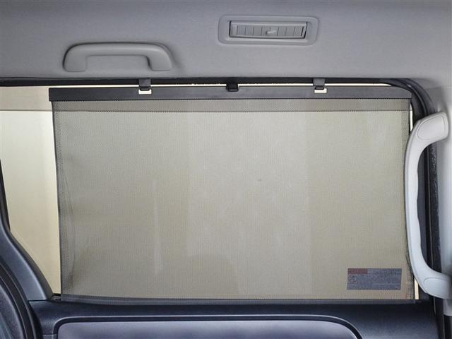 ヴォクシー ＺＳ　メモリーナビ　フルセグ　バックカメラ　ＥＴＣ　３列シート　ＬＥＤヘッドランプ　スマートキー　乗車定員７人（18枚目）