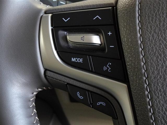 ランドクルーザープラド ＴＸ　Ｌパッケージ　衝突被害軽減システム　メモリーナビ　フルセグ　バックカメラ　ＥＴＣ　ドラレコ　サンルーフ　３列シート　ＬＥＤヘッドランプ　４ＷＤ　スマートキー　乗車定員７人（12枚目）