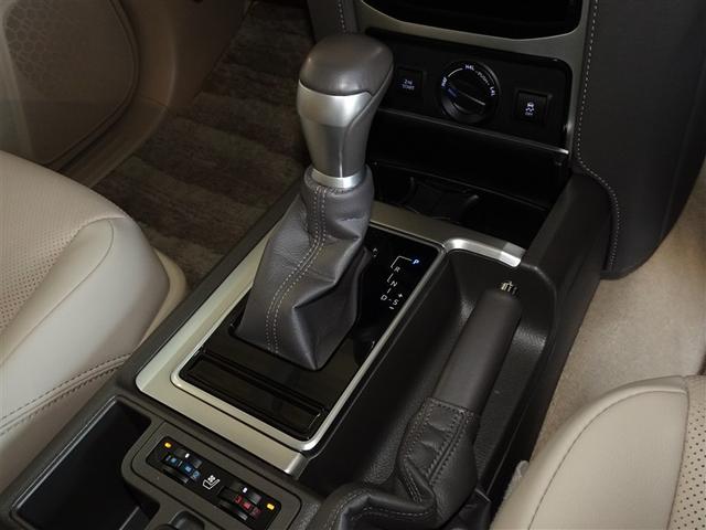 ランドクルーザープラド ＴＸ　Ｌパッケージ　衝突被害軽減システム　メモリーナビ　フルセグ　バックカメラ　ＥＴＣ　ドラレコ　サンルーフ　３列シート　ＬＥＤヘッドランプ　４ＷＤ　スマートキー　乗車定員７人（14枚目）