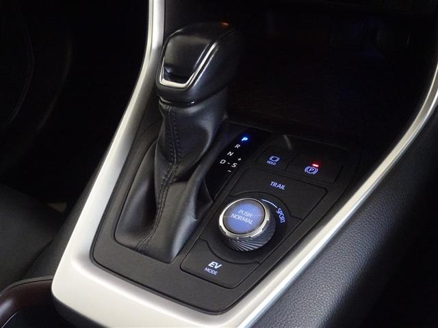 �d���p�[�L���O�u���[�L�E�u���[�L�z�[���h�𑕔����Ă܂��B�z�[���h�@�\�͐M���҂���������ʓ��Ŕ�J�y���ɂȂ�A��D�]�ł��I