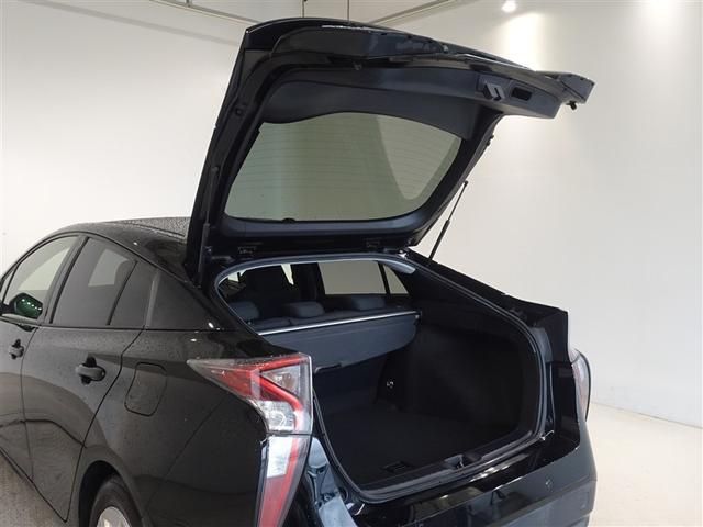 プリウス Ｓセーフティプラス　衝突被害軽減システム　メモリーナビ　フルセグ　バックカメラ　ＥＴＣ　ＬＥＤヘッドランプ　スマートキー（21枚目）