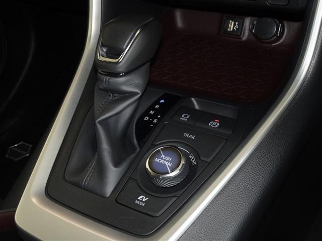 �d���p�[�L���O�u���[�L�E�u���[�L�z�[���h�𑕔����Ă܂��B�z�[���h�@�\�͐M���҂���������ʓ��Ŕ�J�y���ɂȂ�A��D�]�ł��I