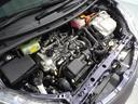 エンジンルームも念入りに清掃しております。