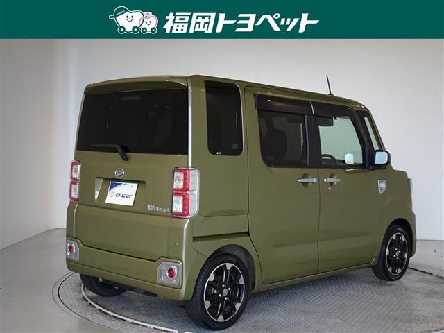 色は人気のオフビートカーキメタリックです。