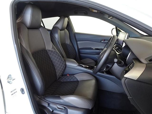 Ｃ－ＨＲ Ｇ　衝突被害軽減システム　メモリーナビ　フルセグ　バックカメラ　ＥＴＣ　ＬＥＤヘッドランプ　スマートキー（4枚目）