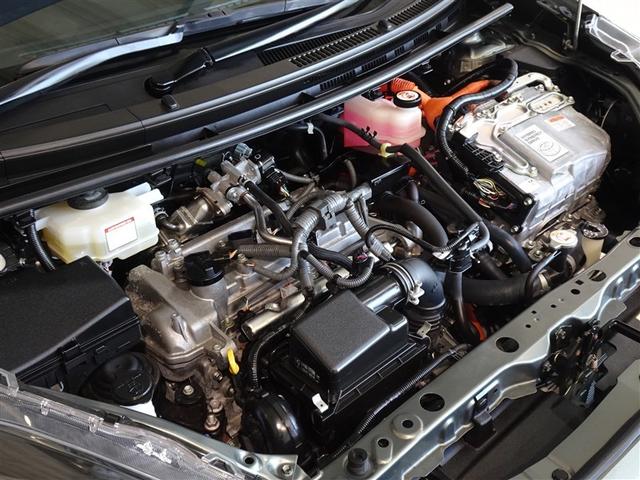 アクア クロスオーバー グラム 衝突被害軽減システム メモリーナビ ワンセグ バックカメラ スマートキー(22枚目)