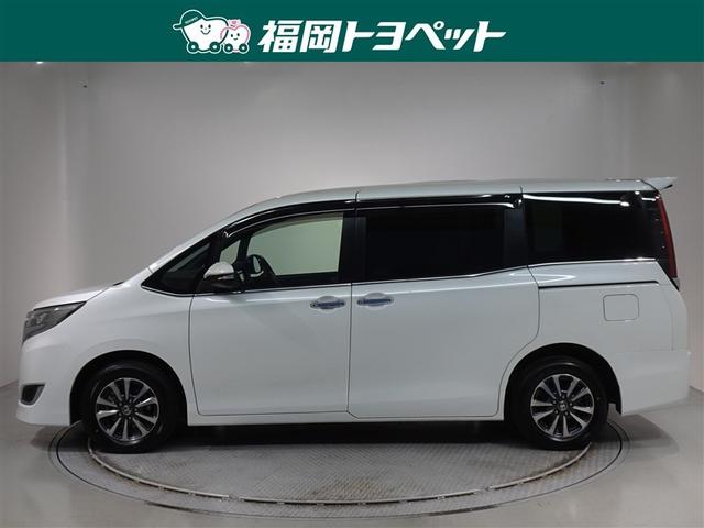 トヨタの人気ミニバン、エスクァイアハイブリッド　ＧＩが入荷しました。５ナンバーの取り回しとワンランク上の質感で好評です。