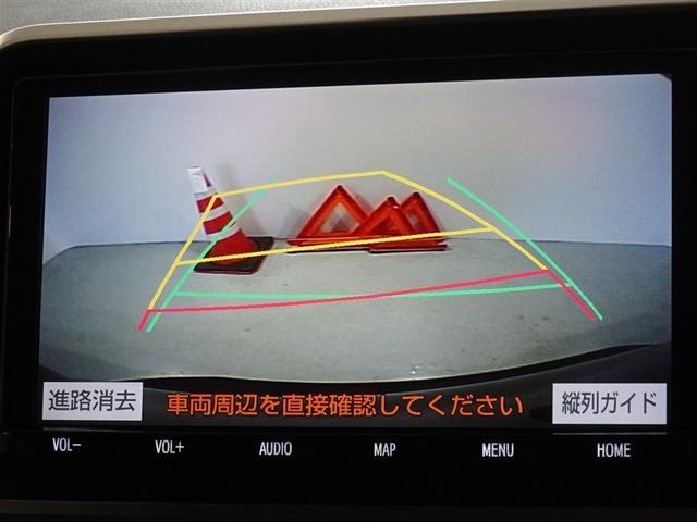 シエンタ Ｇ　衝突被害軽減システム　メモリーナビ　フルセグ　バックカメラ　ＥＴＣ　両側電動スライド　３列シート　ＬＥＤヘッドランプ　スマートキー　乗車定員７人（9枚目）