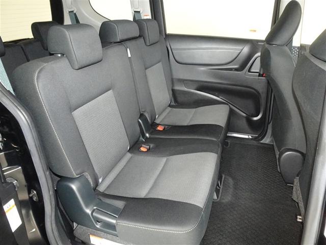 シエンタ Ｇ　衝突被害軽減システム　メモリーナビ　フルセグ　バックカメラ　ＥＴＣ　両側電動スライド　３列シート　ＬＥＤヘッドランプ　スマートキー　乗車定員７人（17枚目）