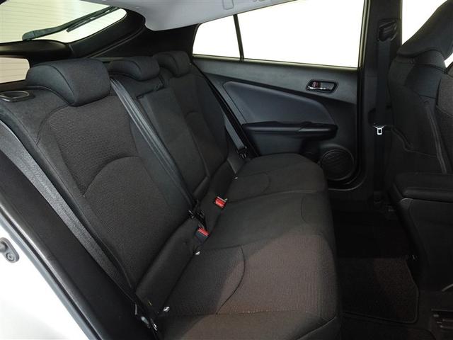 プリウス Ｓ　衝突被害軽減システム　メモリーナビ　バックカメラ　ＬＥＤヘッドランプ　スマートキー（16枚目）