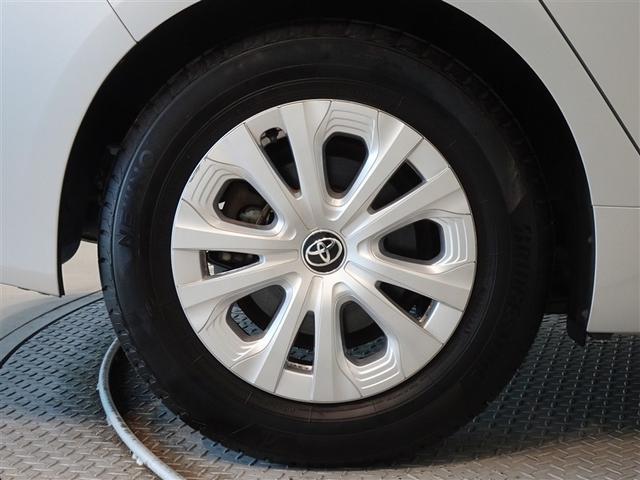 プリウス Ｓ　衝突被害軽減システム　メモリーナビ　バックカメラ　ＬＥＤヘッドランプ　スマートキー（22枚目）