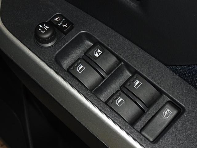 ルーミー カスタムＧ　衝突被害軽減システム　フルセグ　バックカメラ　ＥＴＣ　両側電動スライド　ＬＥＤヘッドランプ　スマートキー（18枚目）