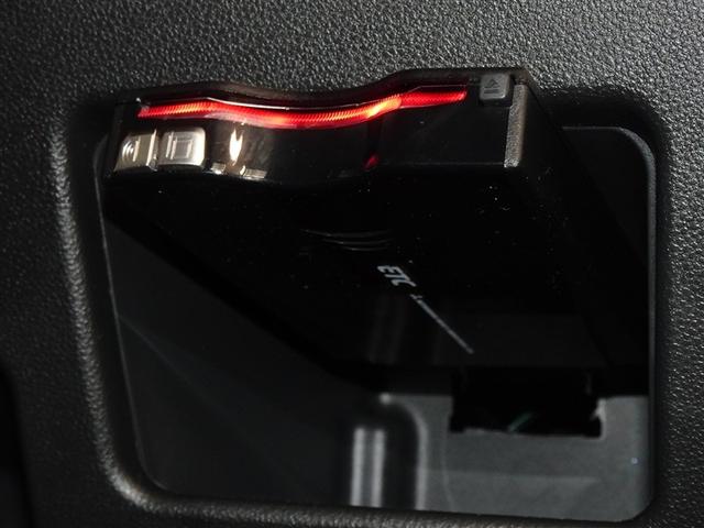 タント カスタムＲＳ　トップエディションＳＡＩＩ　衝突被害軽減システム　メモリーナビ　フルセグ　バックカメラ　ＥＴＣ　両側電動スライド　ＬＥＤヘッドランプ　スマートキー（14枚目）