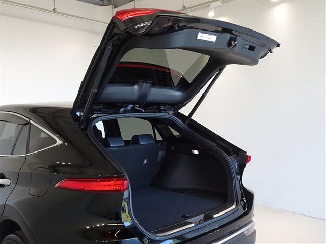 バックドアを開いた状態です。