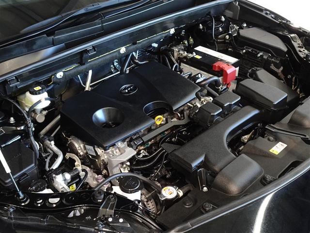 エンジンルームも念入りに清掃しております。