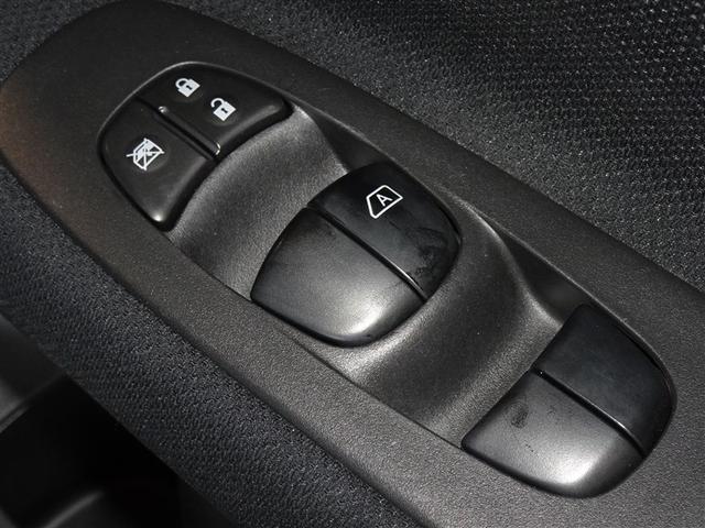 セレナ ハイウェイスター　Ｓ－ハイブリッド　衝突被害軽減システム　メモリーナビ　フルセグ　バックカメラ　ＥＴＣ　３列シート　ＬＥＤヘッドランプ　スマートキー　乗車定員８人（16枚目）