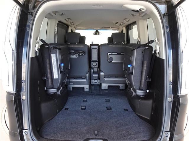 セレナ ハイウェイスター　Ｓ－ハイブリッド　衝突被害軽減システム　メモリーナビ　フルセグ　バックカメラ　ＥＴＣ　３列シート　ＬＥＤヘッドランプ　スマートキー　乗車定員８人（22枚目）