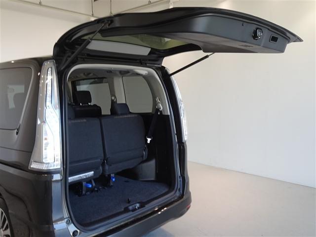 セレナ ハイウェイスター　Ｓ－ハイブリッド　衝突被害軽減システム　メモリーナビ　フルセグ　バックカメラ　ＥＴＣ　３列シート　ＬＥＤヘッドランプ　スマートキー　乗車定員８人（24枚目）