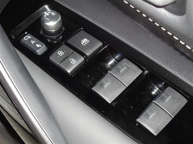 カローラツーリング ハイブリッド　ダブルバイビー　衝突被害軽減システム　フルセグ　バックカメラ　ＥＴＣ　ドラレコ　ＬＥＤヘッドランプ　スマートキー（18枚目）