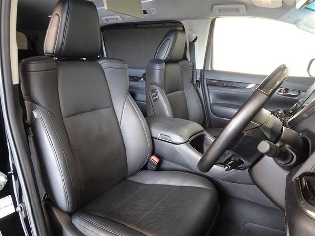 アルファード ２．５Ｓ　Ｃパッケージ　衝突被害軽減システム　フルセグ　後席モニター　バックカメラ　ＥＴＣ　両側電動スライド　フルエアロ　３列シート　ＬＥＤヘッドランプ　スマートキー　乗車定員７人（4枚目）