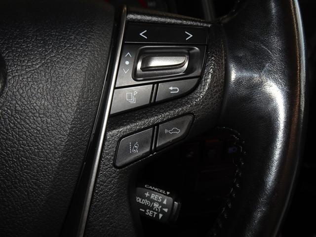 アルファード ２．５Ｓ　Ｃパッケージ　衝突被害軽減システム　フルセグ　後席モニター　バックカメラ　ＥＴＣ　両側電動スライド　フルエアロ　３列シート　ＬＥＤヘッドランプ　スマートキー　乗車定員７人（11枚目）