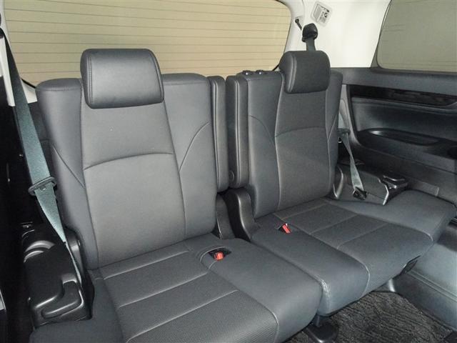 アルファード ２．５Ｓ　Ｃパッケージ　衝突被害軽減システム　フルセグ　後席モニター　バックカメラ　ＥＴＣ　両側電動スライド　フルエアロ　３列シート　ＬＥＤヘッドランプ　スマートキー　乗車定員７人（23枚目）