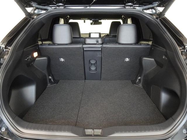 ヤリスクロス ハイブリッドＺ　衝突被害軽減システム　メモリーナビ　バックカメラ　ＥＴＣ　ドラレコ　ＬＥＤヘッドランプ　スマートキー（20枚目）