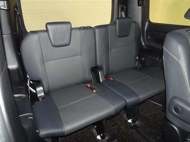 エスクァイア ハイブリッドGi 衝突被害軽減システム メモリーナビ フルセグ 後席モニター バックカメラ ETC 両側電動スライド フルエアロ 3列シート LEDヘッドランプ スマートキー 乗車定員7人(18枚目)