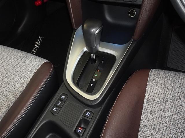 ヤリスクロス ハイブリッドＺ　衝突被害軽減システム　メモリーナビ　バックカメラ　ＥＴＣ　ＬＥＤヘッドランプ　スマートキー（14枚目）