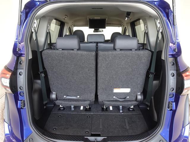 シエンタ ハイブリッドＧ　クエロ　衝突被害軽減システム　メモリーナビ　フルセグ　後席モニター　バックカメラ　ＥＴＣ　両側電動スライド　フルエアロ　３列シート　ＬＥＤヘッドランプ　スマートキー　乗車定員７人（20枚目）