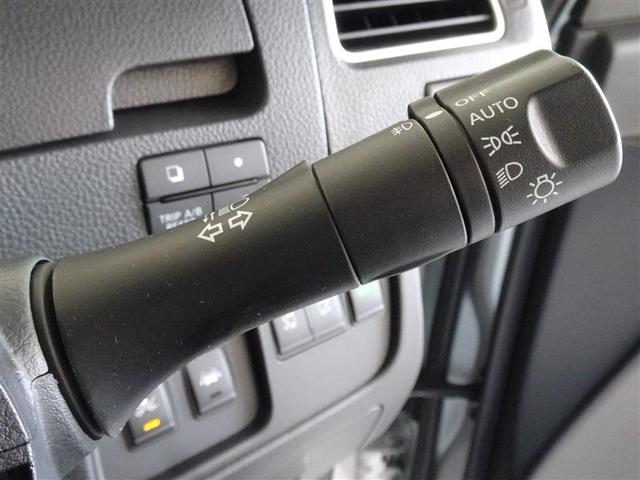 セレナ ハイウェイスター　Ｖセレ＋セーフティＩＩ　ＳＨＶ　衝突被害軽減システム　メモリーナビ　フルセグ　バックカメラ　ＥＴＣ　両側電動スライド　３列シート　ＬＥＤヘッドランプ　スマートキー　乗車定員８人（11枚目）