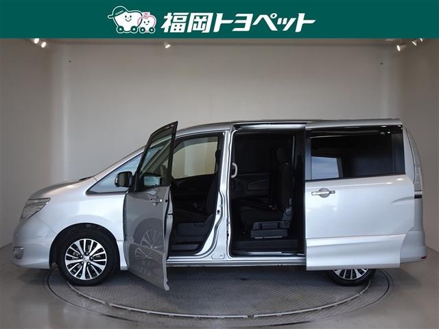 セレナ ハイウェイスター　Ｖセレ＋セーフティＩＩ　ＳＨＶ　衝突被害軽減システム　メモリーナビ　フルセグ　バックカメラ　ＥＴＣ　両側電動スライド　３列シート　ＬＥＤヘッドランプ　スマートキー　乗車定員８人（17枚目）