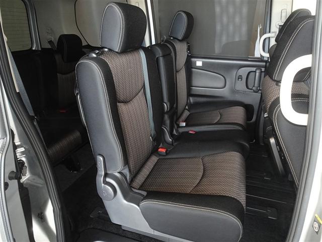 セレナ ハイウェイスター　Ｖセレ＋セーフティＩＩ　ＳＨＶ　衝突被害軽減システム　メモリーナビ　フルセグ　バックカメラ　ＥＴＣ　両側電動スライド　３列シート　ＬＥＤヘッドランプ　スマートキー　乗車定員８人（18枚目）