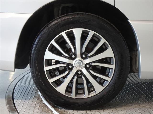 セレナ ハイウェイスター　Ｖセレ＋セーフティＩＩ　ＳＨＶ　衝突被害軽減システム　メモリーナビ　フルセグ　バックカメラ　ＥＴＣ　両側電動スライド　３列シート　ＬＥＤヘッドランプ　スマートキー　乗車定員８人（26枚目）