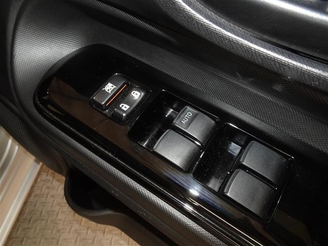 アクア Ｓスタイルブラック　衝突被害軽減システム　メモリーナビ　ワンセグ　バックカメラ　ＥＴＣ　スマートキー（18枚目）