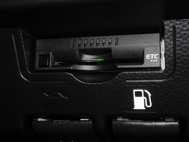 ルーミー カスタムＧ　衝突被害軽減システム　メモリーナビ　フルセグ　バックカメラ　ＥＴＣ　両側電動スライド　ＬＥＤヘッドランプ　スマートキー（16枚目）