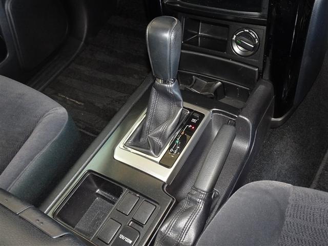 ���삪�y�ȃt���A�V�t�g�ł��A���o�[���p�[�L���O�u���[�L�ő����C���p�l������������肵�Ă��܂��B